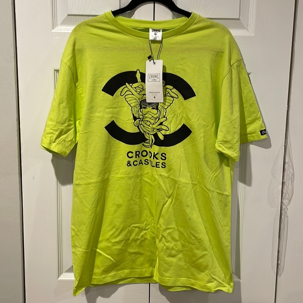 Crooks and Castles Tee Bright Yellow NWT SIZE L